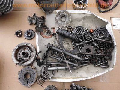 KTM_250_GS_-6_1978_Twinshock_Oldtimer-Enduro_mit_Brief_12kW_Geländesport_Moto-Cross_plus_Ersatzteile_-_wie_KTM_125_175_250_400_GS_MC_Veteranen-Cross_248.jpg