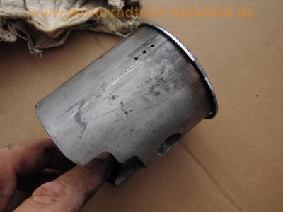 KTM_250_GS_-6_1978_Twinshock_Oldtimer-Enduro_mit_Brief_12kW_Geländesport_Moto-Cross_plus_Ersatzteile_-_wie_KTM_125_175_250_400_GS_MC_Veteranen-Cross_261.jpg