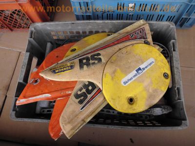 KTM_250_GS_-6_1978_Twinshock_Oldtimer-Enduro_mit_Brief_12kW_Geländesport_Moto-Cross_plus_Ersatzteile_-_wie_KTM_125_175_250_400_GS_MC_Veteranen-Cross_67.jpg