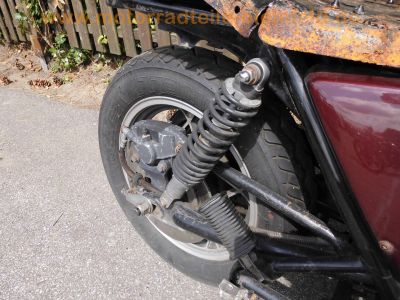 Suzuki_GSX_750_L_GSX75x_Chopper_Custom_Bobber_Umbau-Projekt_Hochlenker_KONI_Federbeine_original_Chrom-Haltebuegel_BSM_Auspuff_4-1_65.jpg