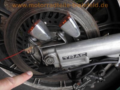 Honda_GL_1100_SC02_Goldwing_US-Luxusmodell_Aspencade_Digital-Instrumente_verstellbares_Fahrwerk_original_Clarion_Radio_Sturzbuegel_uvm_-_wie_GL_1000_1200_GL1_GL2_SC14_Interstate_41.jpg
