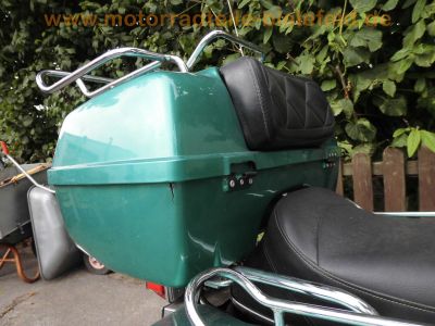 Honda_GL_1100_SC02_Goldwing_US-Luxusmodell_Aspencade_Digital-Instrumente_verstellbares_Fahrwerk_original_Clarion_Radio_Sturzbuegel_uvm_-_wie_GL_1000_1200_GL1_GL2_SC14_Interstate_69.jpg