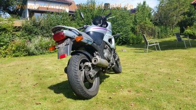 Yamaha_TDM_850_3VD_Twin_grau_Motor_1a_-_technisch_wie_XTZ_750_3LD_2.jpg