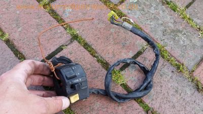 Suzuki_GSX_750_F_GR78A_schwarz_Ersatzteile_spare-parts_-_Tank_Vorderrad_Hinterrad_Lenker_Heck_uvm_43.jpg