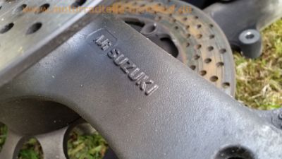 Suzuki_GSX_750_F_GR78A_schwarz_Ersatzteile_spare-parts_-_Tank_Vorderrad_Hinterrad_Lenker_Heck_uvm_63.jpg
