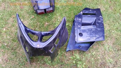 Suzuki_GSX-R_1100_GV73C_Ersatzteile_spare-parts_-_Verkleidung_Rennheck_fender_fairing_wie_GSXR_GSX_750_1100_R_23.jpg