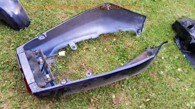 Suzuki_GSX-R_1100_GV73C_Ersatzteile_spare-parts_-_Verkleidung_Rennheck_fender_fairing_wie_GSXR_GSX_750_1100_R_38.jpg