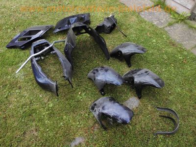 Suzuki_GSX-R_1100_GV73C_Ersatzteile_spare-parts_-_Verkleidung_Rennheck_fender_fairing_wie_GSXR_GSX_750_1100_R_60.jpg