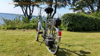Sparta_Spartamet_Leichtmofa_mit_30ccm_Fichtel_Sachs_Radnaben-Motor_301_AB_-_Fahrrad_mit_Hilfsmotor_Motorfahrrad_wie_Hercules_Saxonette_3.jpg