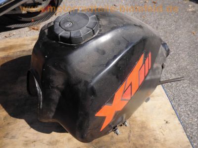 Yamaha_XT_600_K_2KF_Enduro_Ersatzteile_spare-parts_-_wie_XT_350_55V_2NF_43F_3UW_3TB_40.jpg