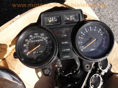 Yamaha_XJ_550_4V8_Ersatzteile_3x_Motor_plus_XJ600-Motor_13.jpg