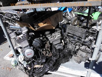 Yamaha_XJ_550_4V8_Ersatzteile_3x_Motor_plus_XJ600-Motor_6.jpg