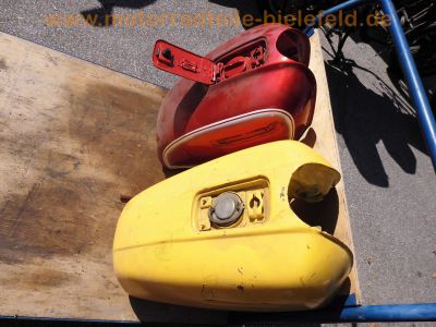 Honda_Oldtimer-Tanks_CB_250K_350K_250G_360G_900F2_750F2_Boldor_550Four_750Four_31.jpg