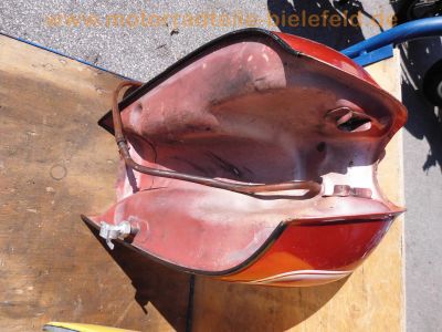 Honda_Oldtimer-Tanks_CB_250K_350K_250G_360G_900F2_750F2_Boldor_550Four_750Four_34.jpg