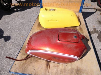 Honda_Oldtimer-Tanks_CB_250K_350K_250G_360G_900F2_750F2_Boldor_550Four_750Four_38.jpg