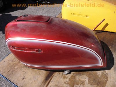 Honda_Oldtimer-Tanks_CB_250K_350K_250G_360G_900F2_750F2_Boldor_550Four_750Four_41.jpg