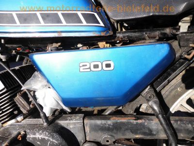 Yamaha_RD200DX_1E8_blau_Zweitakt-Zweizylinder_-_wie_RD_DT_TZ_80_125_175_200_250_350_400_42.jpg