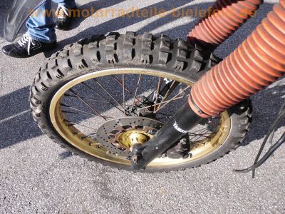Yamaha_XT600K_Enduro_2NF_rot-schwarz_2x_Auspuff_-_Motor_wie_SR500_SRX600_XT600Z_34L_2KF_43F_1VJ_3AJ_67.jpg