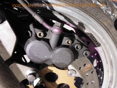 Yamaha_FZR1000_Exup_1992_Typ_3LK_CRASH_upside-down_USD-Gabel_-_wie_3LE_3LF_3GM_49.jpg