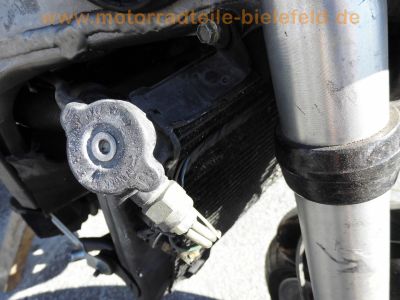 Yamaha_FZR1000_Exup_1992_Typ_3LK_CRASH_upside-down_USD-Gabel_-_wie_3LE_3LF_3GM_55.jpg