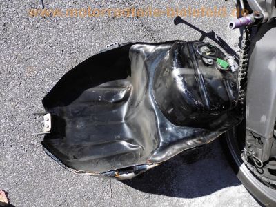 Yamaha_FZR1000_Exup_1992_Typ_3LK_CRASH_upside-down_USD-Gabel_-_wie_3LE_3LF_3GM_58.jpg