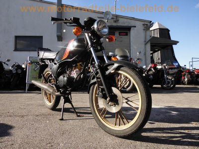 Yamaha_RD80MX_5G0_schwarz_Zweitakt-Einzylinder_-_wie_5G1_RD_DT_TZ_50_80_125_175_200_250_350_400_2.jpg