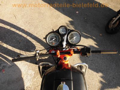 Suzuki_GT750_Wasserbueffel_3-Zylinder_2-Takt_Ur-Modell_aus_1972_-_wie_GT550_GT380_19.jpg
