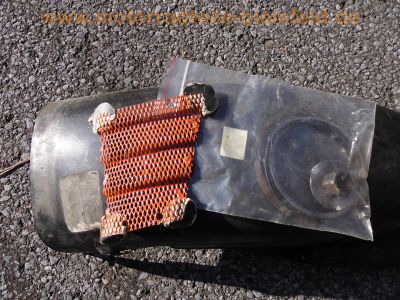 Suzuki_GT750_Wasserbueffel_3-Zylinder_2-Takt_Ur-Modell_aus_1972_-_wie_GT550_GT380_38.jpg