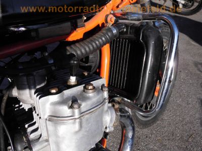 Suzuki_GT750_Wasserbueffel_3-Zylinder_2-Takt_Ur-Modell_aus_1972_-_wie_GT550_GT380_46.jpg
