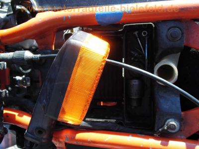 Suzuki_GT750_Wasserbueffel_3-Zylinder_2-Takt_Ur-Modell_aus_1972_-_wie_GT550_GT380_55.jpg