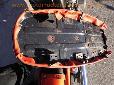 Suzuki_GT750_Wasserbueffel_3-Zylinder_2-Takt_Ur-Modell_aus_1972_-_wie_GT550_GT380_58.jpg