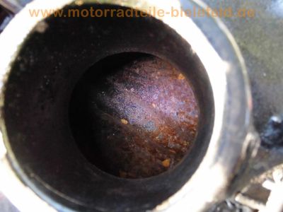 Suzuki_GT750_Wasserbueffel_3-Zylinder_2-Takt_Ur-Modell_aus_1972_-_wie_GT550_GT380_95.jpg