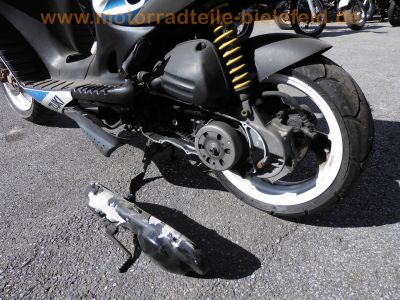 Suzuki_AY50_LC_Roller_Katana-R_wassergekuehlt_blau-weiss_9.jpg