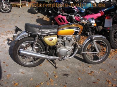 Honda_CB250K_gold_mit_2x_Auspuff_CB250G_Speichenraeder_Chromfender_kurz_original_Sitzbank_-_wie_CB_CL_250K_350K_Twin_31.jpg