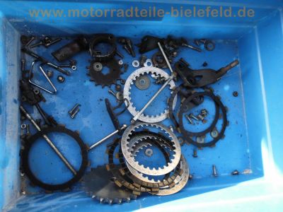 Yamaha_XV250_Virago_3LW_3LS_gruen_Rolling_Chassis_mit_Hochlenker_hohe_Riser_Ersatzteile_baugleich_XV125_5AJ_5.jpg