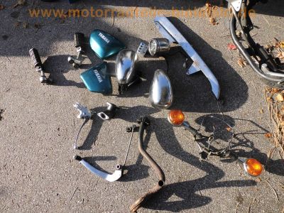 Yamaha_XV250_Virago_3LW_3LS_gruen_Rolling_Chassis_mit_Hochlenker_hohe_Riser_Ersatzteile_baugleich_XV125_5AJ_6.jpg