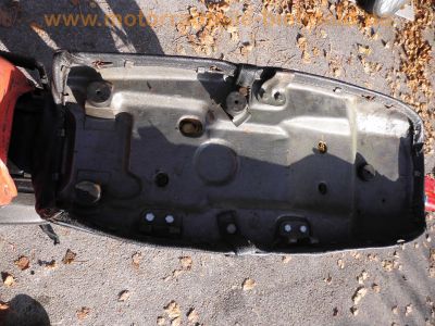 Yamaha_RD250_Typ_522_rot_ohne_Auspuff_Speichenraeder_original_Sitzbank_-_wie_RD_TZ_125_250_350_1A2_352_30.jpg