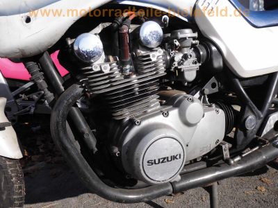 Suzuki_GS650G_SPEER-KATANA_Verkleidung_weiss_-_wie_GS550M_GSX750_GSX1100_Katana_17.jpg