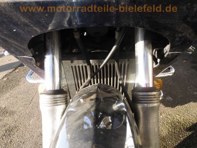 Honda_GL1000_Goldwing_blau_original_Auspuff_Vetter_Verkleidung_Sturzbuegel_Gepaecktraeger_Speichenraeder_gelochte_Bremsscheiben_King-Queen-Sitzbank_52.jpg