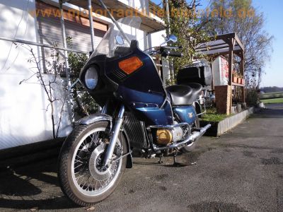 Honda_GL1000_Goldwing_blau_original_Auspuff_Vetter_Verkleidung_Sturzbuegel_Gepaecktraeger_Speichenraeder_gelochte_Bremsscheiben_King-Queen-Sitzbank_57.jpg