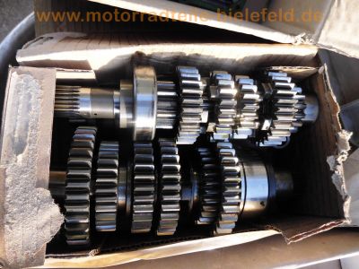 Honda_Derbi_Auspuff-Anlagen_exhausts_345.jpg
