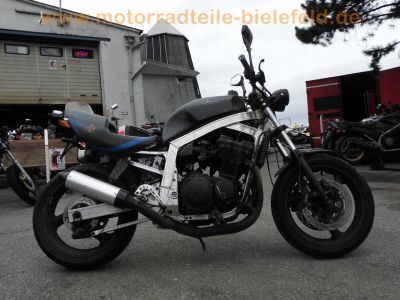 Suzuki_GSX1100R_GSXR_1100_GU74C_Knicker_Gixxer_Streetfighter_Motor_U705_Superbike-Lenker_LW-Auspuff_Stahlflex-Bremsleitung_Wirth-Gabel_-_wie_GSX-R_750_GR75A_10.jpg