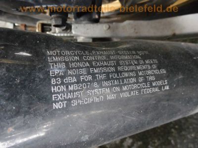 Honda_VF750F_RC15_3x_Interceptor_mit_Extras_Ersatzteile_SEBRING_LASER_4-1_Auspuff_original_Gepaecktraeger_-_wie_VF400F_NC13_VF500F_PC12_26.jpg