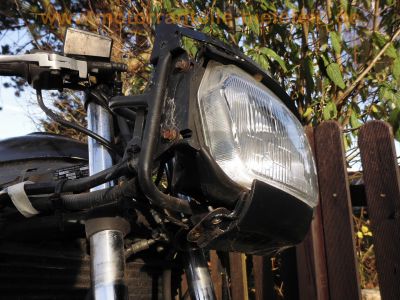 Suzuki_GSX600F_GN72B_Ratbike_schwarz_f_Ersatzteile_original_Auspuff_Motor_Gabel_25.jpg