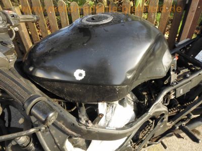 Suzuki_GSX600F_GN72B_Ratbike_schwarz_f_Ersatzteile_original_Auspuff_Motor_Gabel_42.jpg