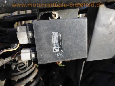 Suzuki_GSX600F_GN72B_Ratbike_schwarz_f_Ersatzteile_original_Auspuff_Motor_Gabel_47.jpg