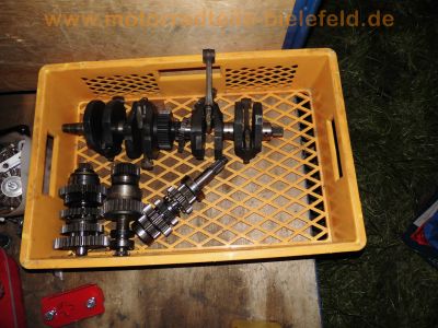 Honda_Boldor_Motor-Ersatzteile_CB_750_900_F_KZ_RC01_RC04_SC01_SC09_27.jpg