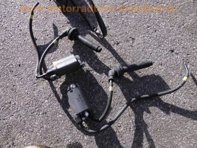 Kawasaki_ZZR1100D_ZXT10D_Ersatzteile_Auspuff_Vergaser_Elektrik_Corbin-Sitzbank_etc_-_wie_ZZR600_D_E_ZXT10C_135.jpg