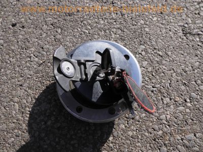 Kawasaki_ZZR1100D_ZXT10D_Ersatzteile_Auspuff_Vergaser_Elektrik_Corbin-Sitzbank_etc_-_wie_ZZR600_D_E_ZXT10C_98.jpg