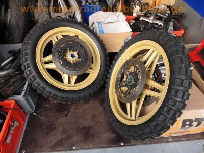 Honda_Boldor_Raeder_Reifen_wheels_CB_750_900_1100_F_R_KZ_RC01_RC04_SC01_SC05_SC08_SC09_SC11_1.jpg